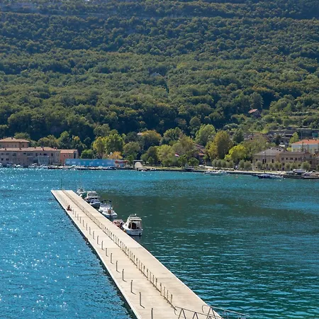 Appartamento Nina Bakar