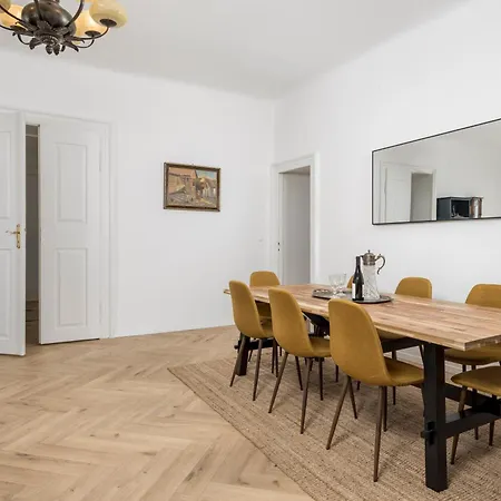 Apartament Nina Bakar